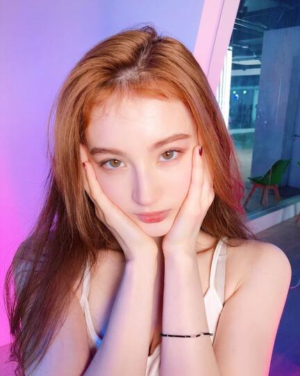 FOTO! "Si CANTIK" Svetlana, CEWEK Asli RUSIA Yang Siap Debut Di Dunia KPOP!