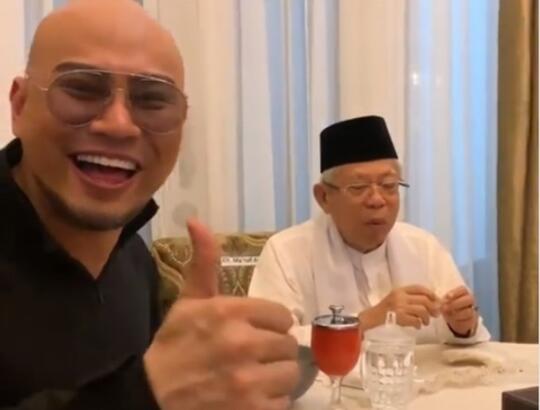 Deddy Corbuzier Mualaf, Bebi Romeo : Dia Orang Pintar