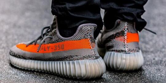 Apa Sih Istimewanya Yeezy dan Kenapa Orang Rela Antri Mendapatkannya?