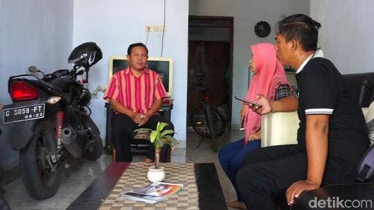 Kecewa, Siswa SD Berprestasi di Pekalongan Bakar Piagam