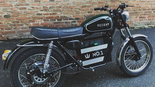 Inilah Motor Listrik Dengan Gaya Retro Pertama, REGENT NO.1