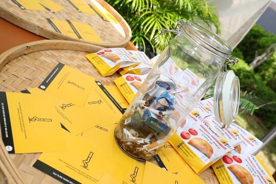 Perokok di Singapura Bisa Tukar Rokoknya Dengan Curry Puff Gratis Setiap Ke Mesjid