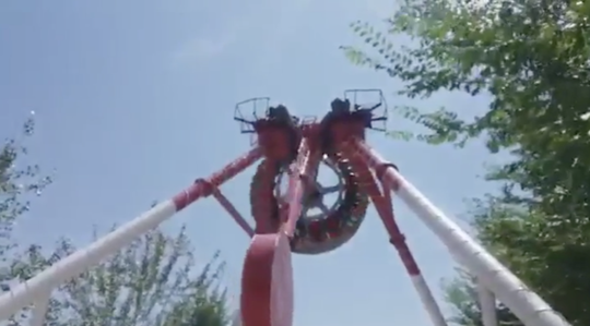 Ngeri Gan! Video Viral Wahana Extreme Swing Pendulum Ini "PATAH" Jadi Dua!