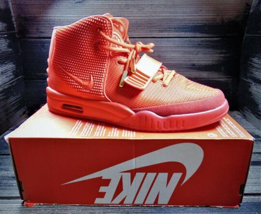 Barang-Barang di Pasar Resale Hypebeast Ini Dijual Kembali dengan Harga Fantastis!