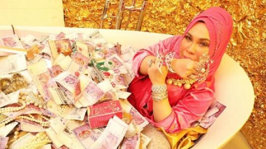 TIPE TIPE PEMBELI DI WARUNG SAYA