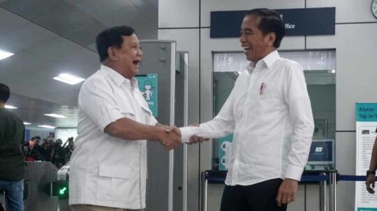 Pendukung 02 Gigit Jari! Prabowo Akhirnya Bertemu Jokowi