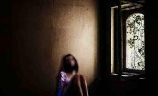 Tragis, Gadis Kecil Ini 4 Hari Terkunci di Toilet, Begini Caranya Bertahan Hidup