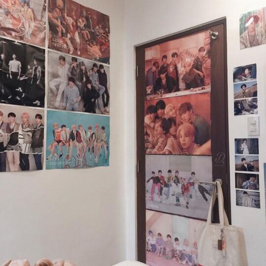  Desain  Kamar  Tidur Tema Bts 