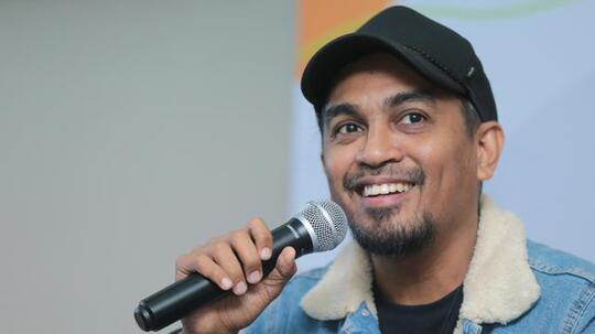 7 Lagu Lawas Indonesia Ini Gambarkan Perasaan Ente yang Masih Sering Ingat Mantan