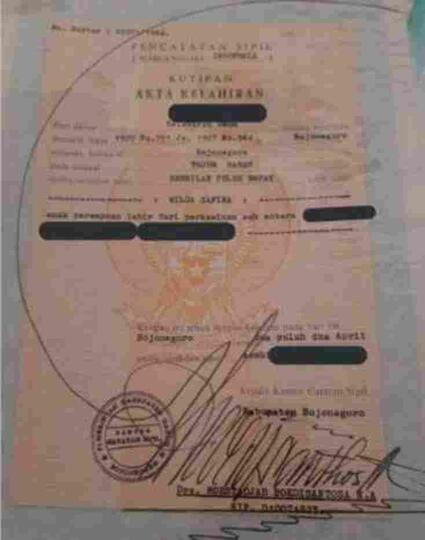 Tanda Tangan Paling Rumit di Dunia, Yakin GanSis Bisa Niru?
