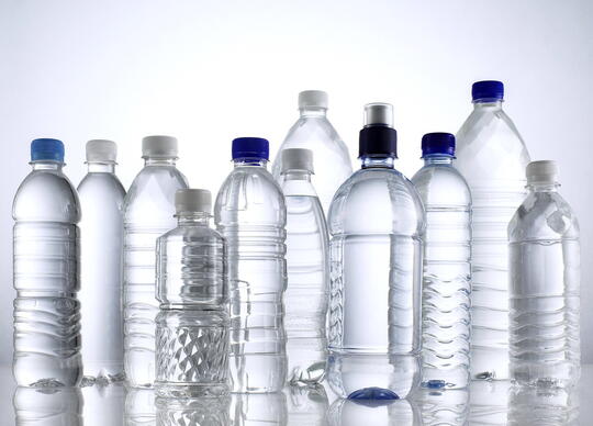 Jangan Pernah Isi Ulang Botol Air Mineral Kemasan! Ini Alasannya