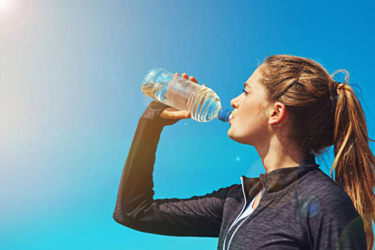 Jangan Pernah Isi Ulang Botol Air Mineral Kemasan! Ini Alasannya