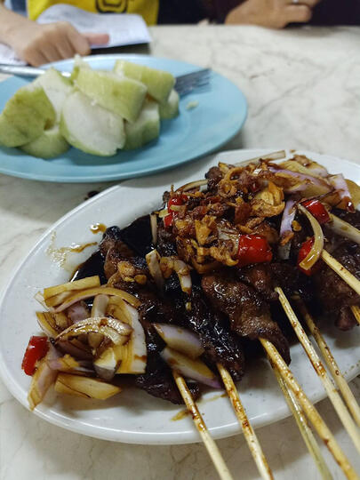 Kangen Makanan Indonesia Saat Traveling di Malaysia? Intip 12 Tempat Ini!