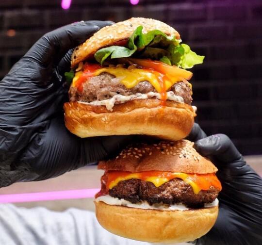 5 Resto Burger Terenak di Calon Mantan Ibukota Negara Republik Indonesia