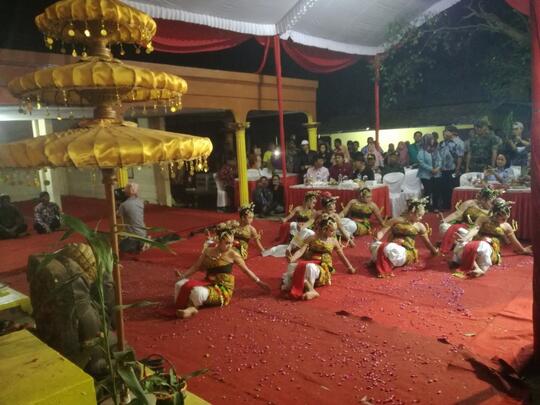 Tradisi di Sini Mulai dari Perang Nasi sampai Nikah sama Peri pun Ada Gan!