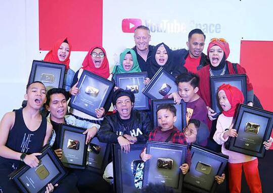 5 Hal Yang Akan Terjadi Jika KPI Mengawasi Youtube dan Netflix, Sensor Menggila?