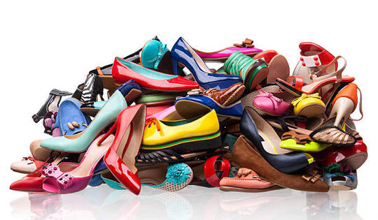 Mau Sepatu Bebas Bau? Ikuti Tips – Tips Sederhana Ini!