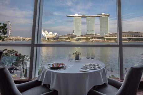 Pernah Dengar Michelin Star Restaurant? Di Singapura Ada Banyak Pilihannya Gan!