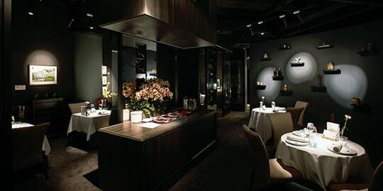 Pernah Dengar Michelin Star Restaurant? Di Singapura Ada Banyak Pilihannya Gan!