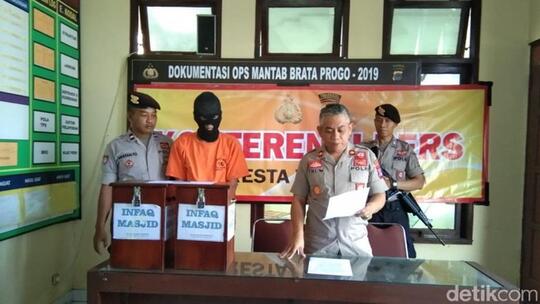 Mencuri Kotak Amal 14 Kali Untuk Biaya Jalan-jalan, ini Orang atau?