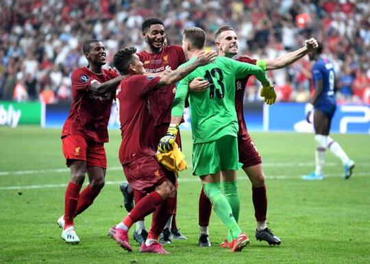 Adrian Bawa Liverpool Kembali Berpesta di Istanbul