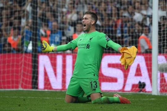 Adrian Bawa Liverpool Kembali Berpesta di Istanbul