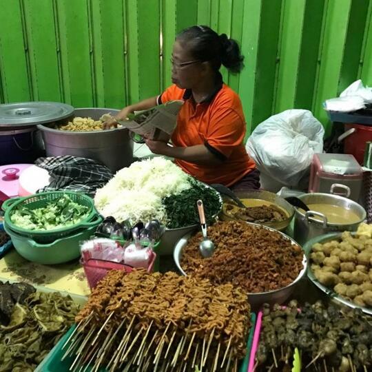 5 Tempat Pecel Favorit di Kediri, Rasanya Bikin Nagih
