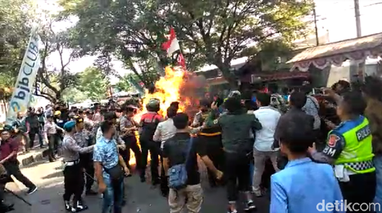 Tersangka Insiden Polisi Terbakar di Cianjur Bertambah Dua Orang