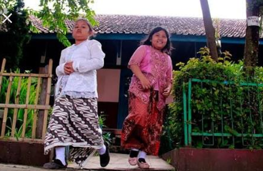 Pelestarian Kebaya Indonesia