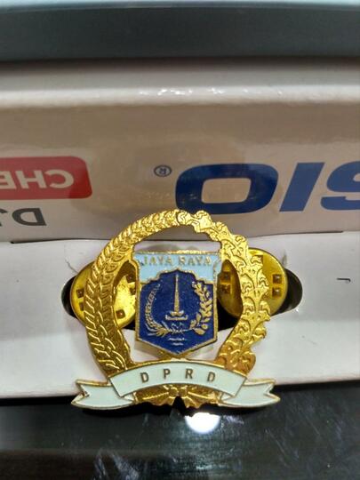 DKI Sepakat Kucurkan Anggaran Pin Emas Anggota DPRD Rp1,3 M