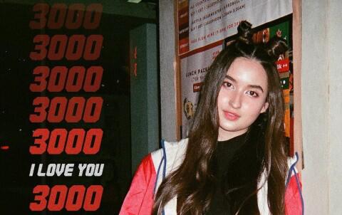 Luar Biasa, Stephanie Poetri Akhirnya Dikontrak 88rising!