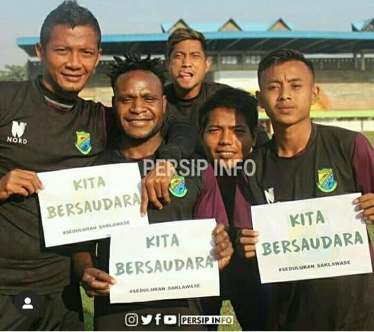 Stop Racism! Please