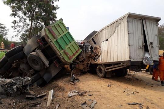 Mengerikan, Begini Kronologi Kecelakaan Beruntun di Tol Cipularang