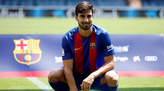 5 Pemain yang Gagal Bersinar bersama Barcelona