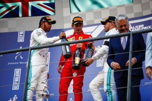 Rayakan Ultah Ke-90, Ferrari Bertekad Tampil Sempurna di Monza