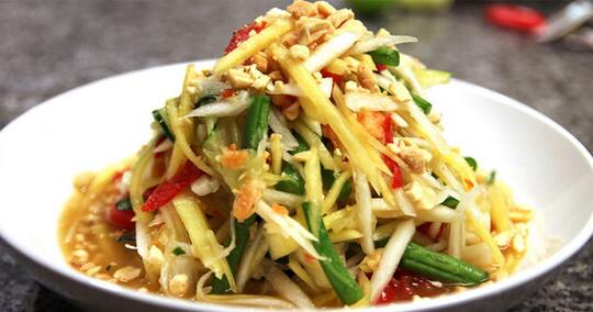Begini Tanggapan Penjual di Thailand yang Viral Karena Pakai MSG Dalam Jumlah Banyak!