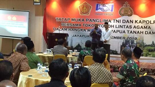 Di Depan Panglima TNI-Kapolri, Pendeta Minta Aparat Ditarik dari Papua