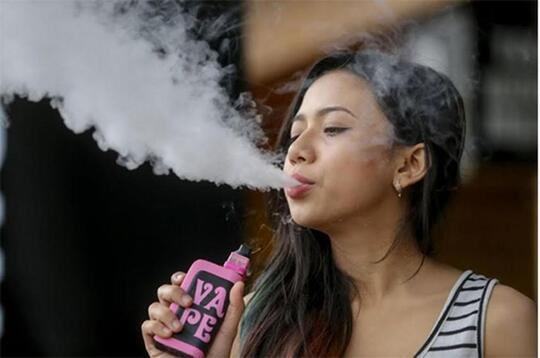 Vape Tidak Lebih Aman Dari Rokok, Begini Mengatasi Candunya