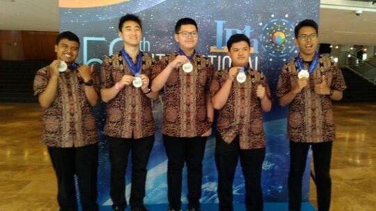 5 Anak Bangsa yang Mampu Mengharumkan Nama Indonesia di 2019, Timnas Sepakbola Kapan?