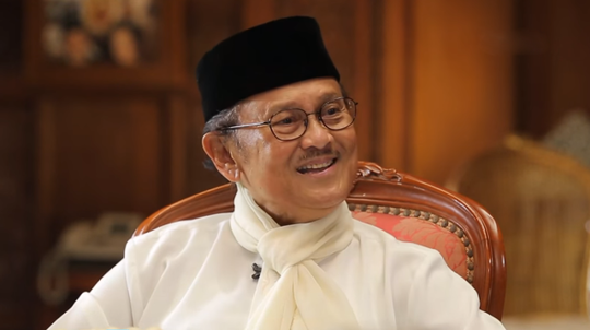 Fakta-fakta Hidup BJ Habibie yang Menginspirasi