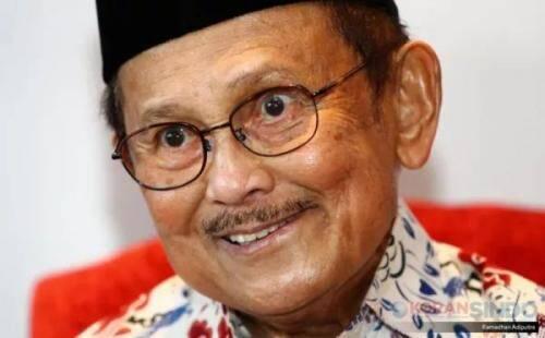 BJ Habibie Tutup Usia