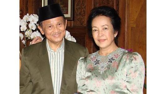 Cinta Sehidup Semati Habibie Ainun, dari Pertemuannya Hingga Makam yang Berdampingan!