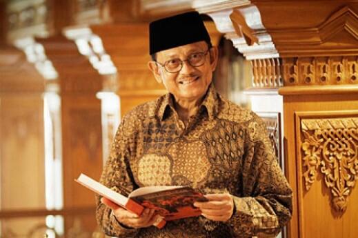 Eyang BJ Habibie, Seorang Panutan Terbaik Bangsa!