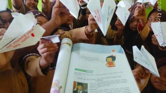 Kisah Perjuangan Cinta dan Kesetiaan, Kini Engkau Temui Kekasihmu Eyang Habibie!