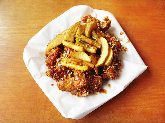 Rekomendasi Tempat Buat yang Mau Makan Ayam Goreng Waktu Liburan di Korea Selatan