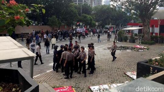 Begini Suasana Demo Berujung Ricuh di KPK