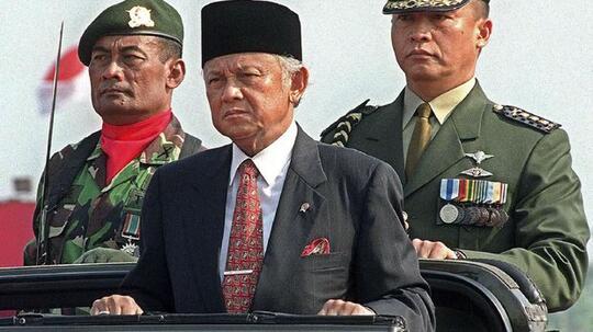 Bukan Reza Rahardian, Lalu Siapa yang Layak Menjadi Penerus BJ Habibie?