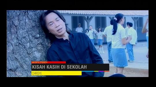 Mengenang 70 Tahun Chrisye, Berikut 10 Lagu Populer Chrisye Sepanjang Masa!