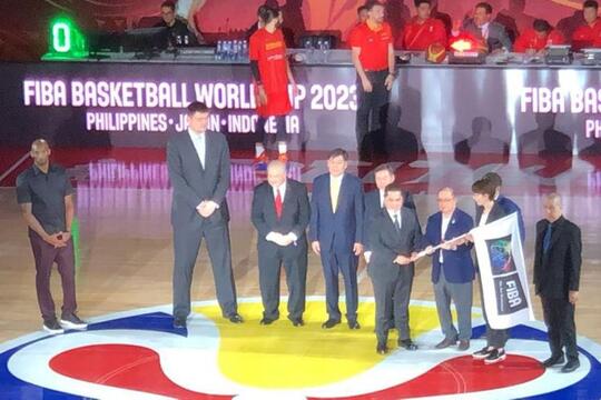 Sepak Bola Indonesia Rusuh Terus? Harumkan Indonesia Melalui Bola Basket