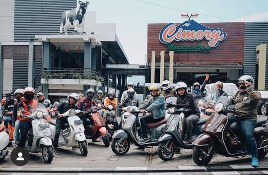 Lebih Dari Sekedar Komunitas, Main Vespa Itu Istimewa